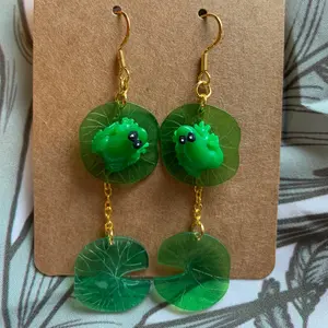 Fun Frog LilyPad Earrings