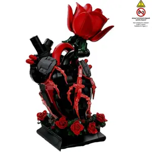 🔥Dark Romantic Rose Heart Building Blocks Set - 765PCS Gothic Mech Model with Exquisite Gift Box, Perfect for Valentine's Day & Collectible Enthusiasts🔥