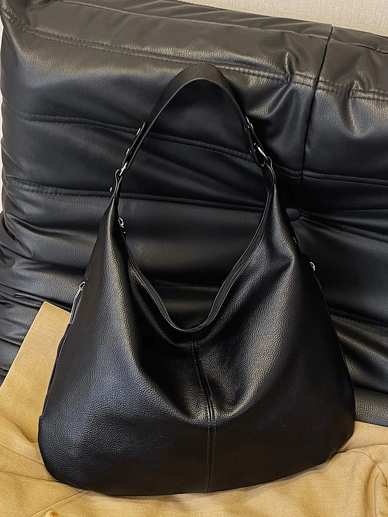 Lychee-patterned handbag, Zipper crossbody tote, casual versatile one-shoulder handbag, textured underarm tote bag, commuting tote bag, suitable for daily commuting and matching scenarios, PU Leather Shoulder Bags