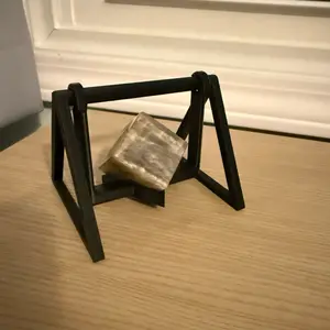 Desktop Crystal Cube Swing