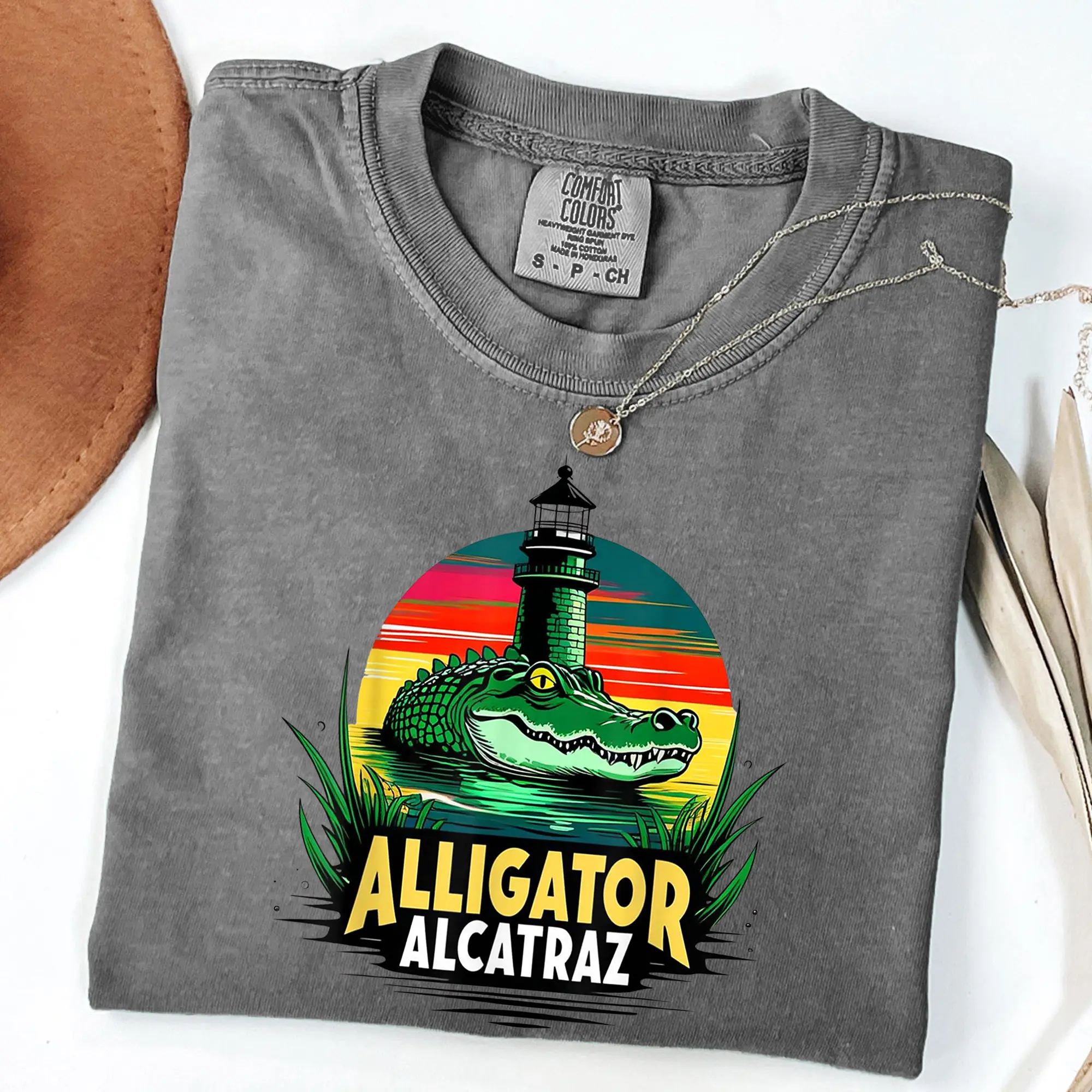 Comfort Colors Alligator Alcatraz Shirt, Retro Alcatraz Island T-Shirt, Funny Alligator Graphic Tee for Men and Women, Unisex T-Shirt