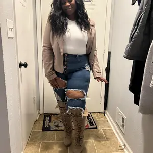 Product Review of OQQ Women's 3 Piece Bodysuits Sexy Ribbed Sleeveless Crew Neck  Stretchy Bodysuits Womenswear Trendy from C**🍭