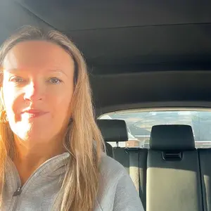 Product Review of Blurfiller Blurring Lip Contour, Buildable Formula, Line, Define, Contour, L'Oreal Paris from M**u