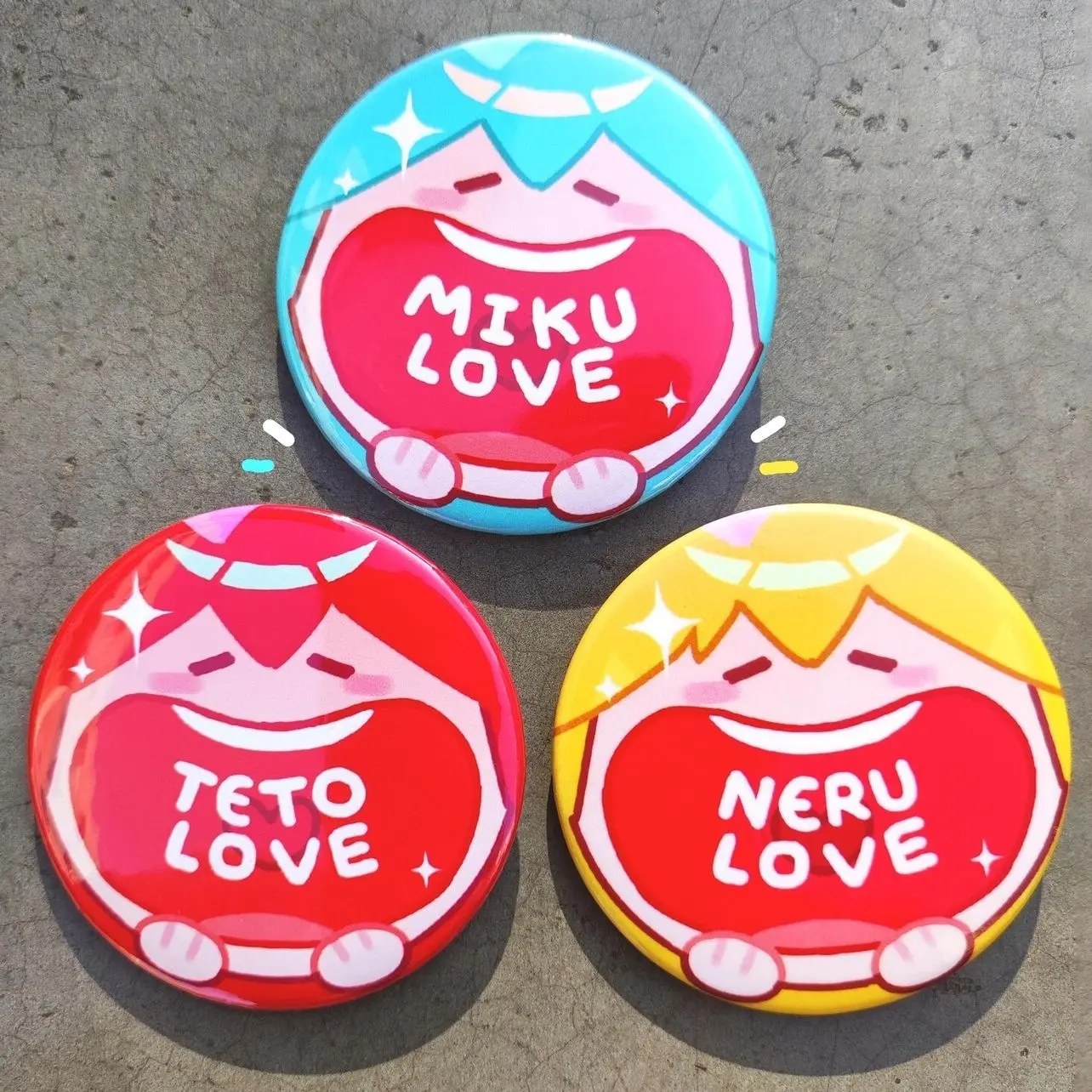 Pin Back Buttons: Miku, Teto and Neru ITA, Triple Baka, ITA pins