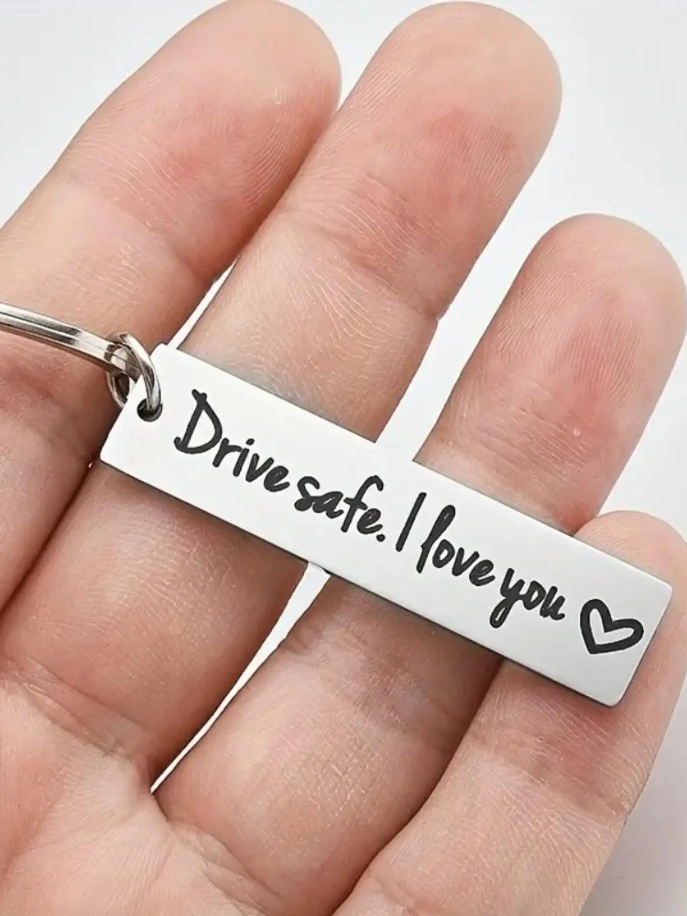 Fashion Letter Pattern Slogan Metal Keychain for Men & Women, Versatile Use Fall Stainless Steel Material Keychain for Daily Key Decor, Exquisite Tren