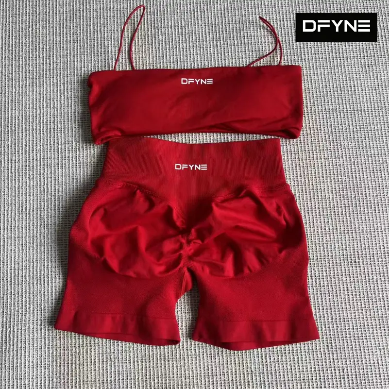 DFYNE Women's Seamless 2-Piece Gym Set - Minimalist Strappy Padded Sports Bra, Ultra High-Rise Snatched Core Ruched Scrunch Bum Mid-Length Squat-Proof Shorts, Quick Dry Gym Yoga Outfits for Plus Size Women, Seamless Gym Outfits