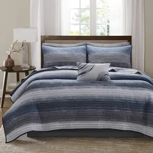 Madison Park Essentials MPE13-1215 104 x 92 in. Quilt Set with Cotton Bed Sheets, Navy - Cal King Size - 8 Piece
