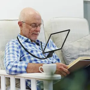 Hands-Free Neck-Hung Large Screen Magnifier, 1.8x Page Reading Magnifier, Flexible Neck, Elderly Low Vision Book Newspaper Phone Aid