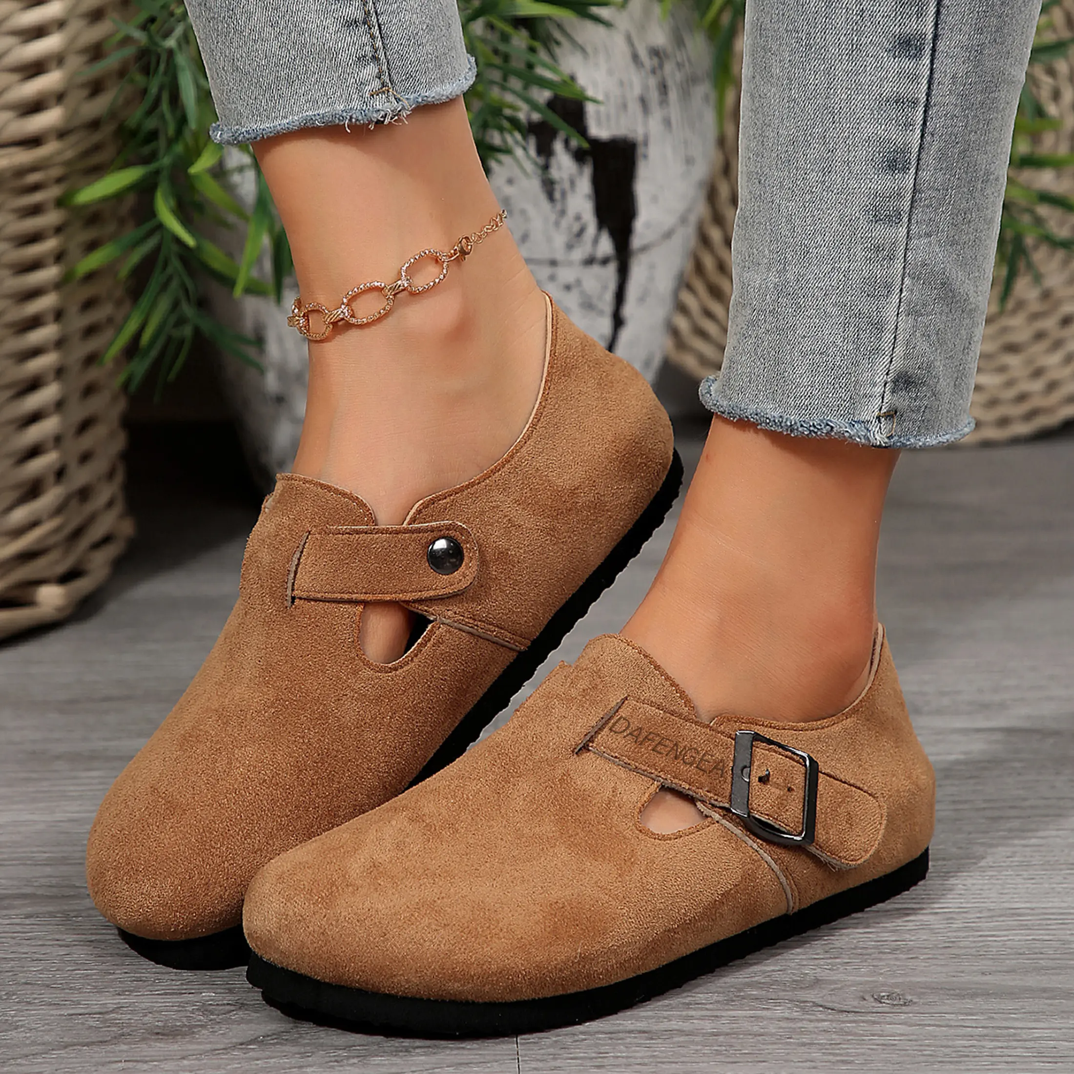 Women's Flat Heel Retro Suede Buckle Loafers Comfortable Daily Wear Slip-On Flats Indoor Outdoor Shoes