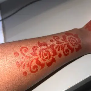 Henna dip Henna dip