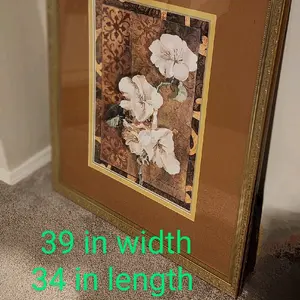 Beautiful Golden Picture Frame for Home Office Decor - Standard-sized Prints and Canvases - Sophisticated and Elegant