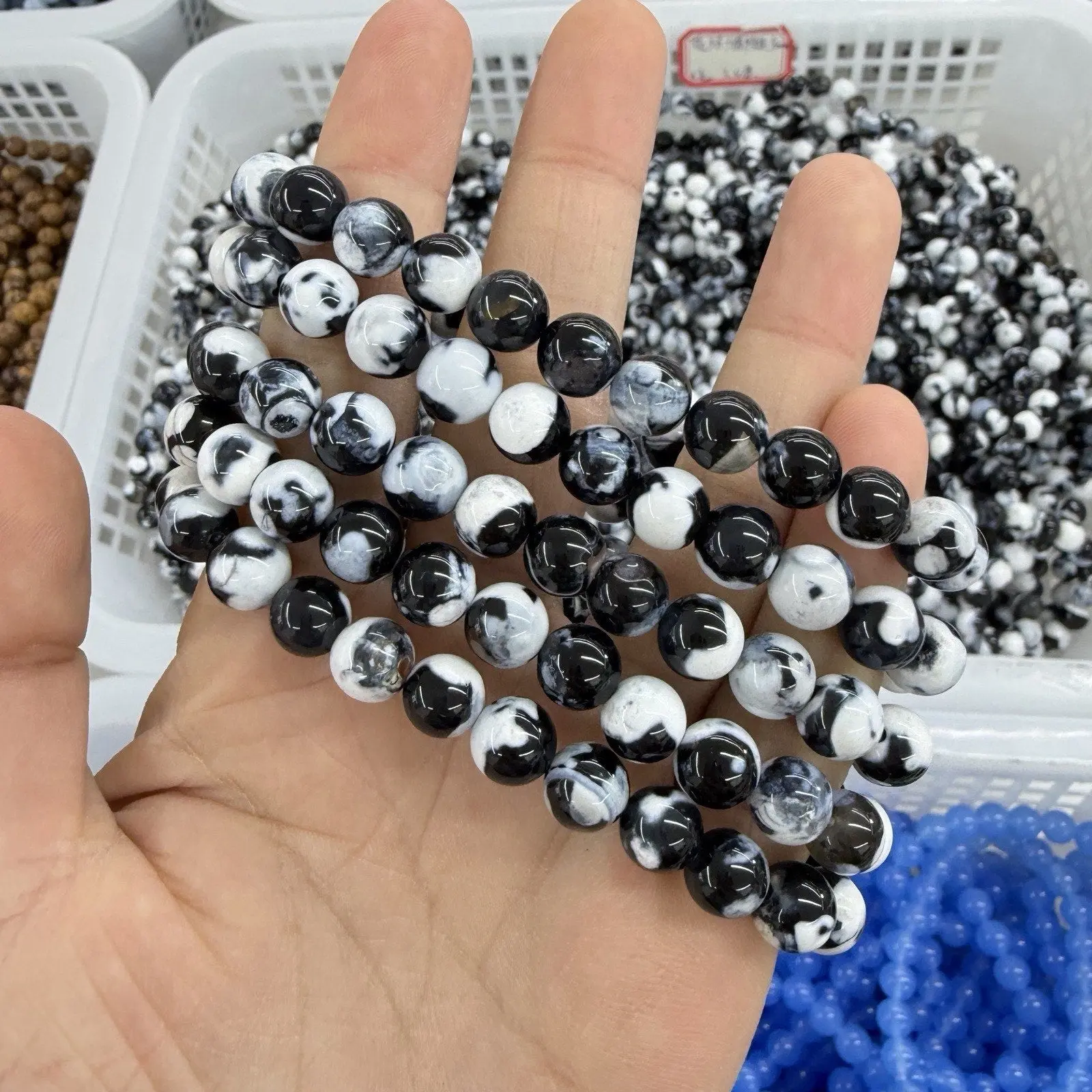 8MM Orca Agate Bracelet