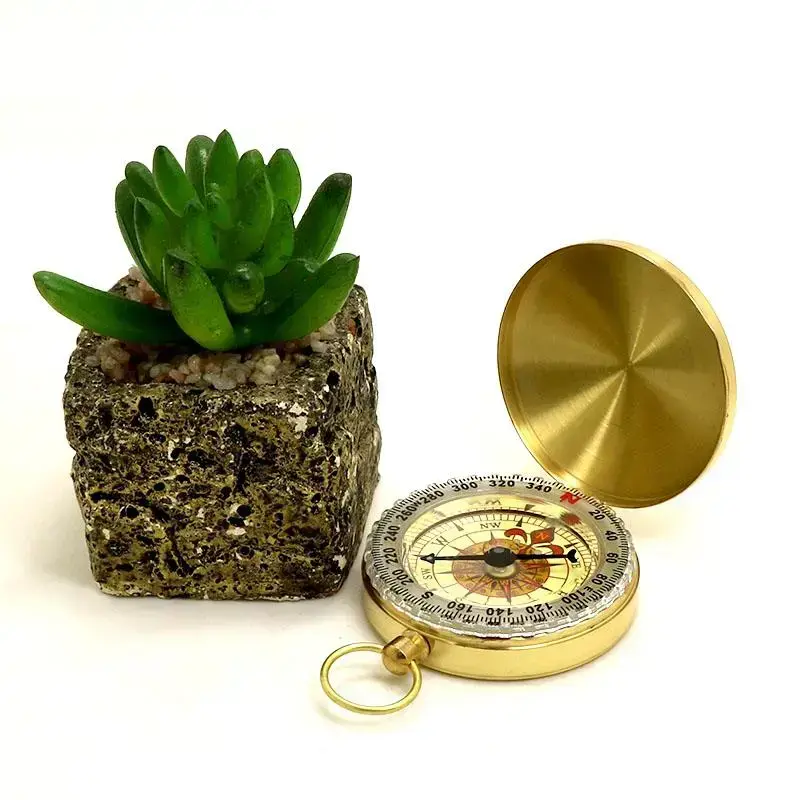 Waterproof portable compass lighter, durable copper alloy design, ideal choice for camping and hiking, no battery outdoor tools, camping equipment, camping tools, camping supplies, life-saving equipmentRAIMENTRY Waterproof portable compass lighter, durable copper alloy design, ideal choice for camping and hiking, no battery outdoor tools, camping equipment, camping tools, camping supplies, life-saving equipmentRAIMENTRY