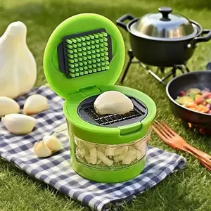 Mini Garlic Press and Chopper, Multifunctional Kitchen Tool, Compact Garlic Crusher, Efficient Vegetable Cutter, Essential Cooking Accessory, Kitchen Gadget, Kitchen Utensils