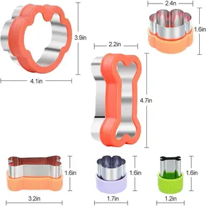 8PCS Dog Bone Treats Cutters Bone Paw Print Cookie Cutters Set, Stainless Steel Bone Paw Shape Vegetable Fruit Cutters for Homemade Treats, Themed Party Cookies, Dog Birthdays, Snacks