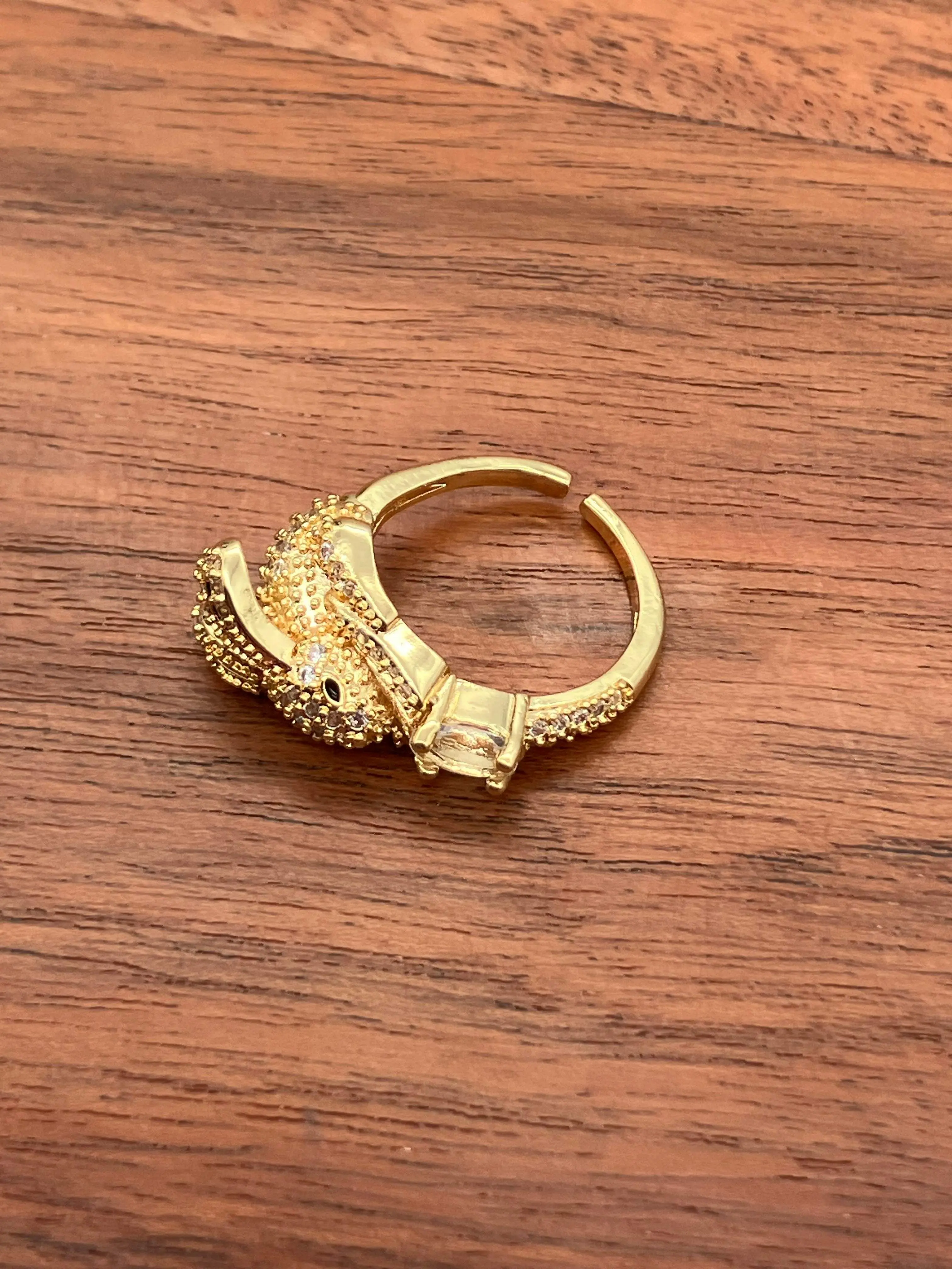 Crystal Rabbit Ring