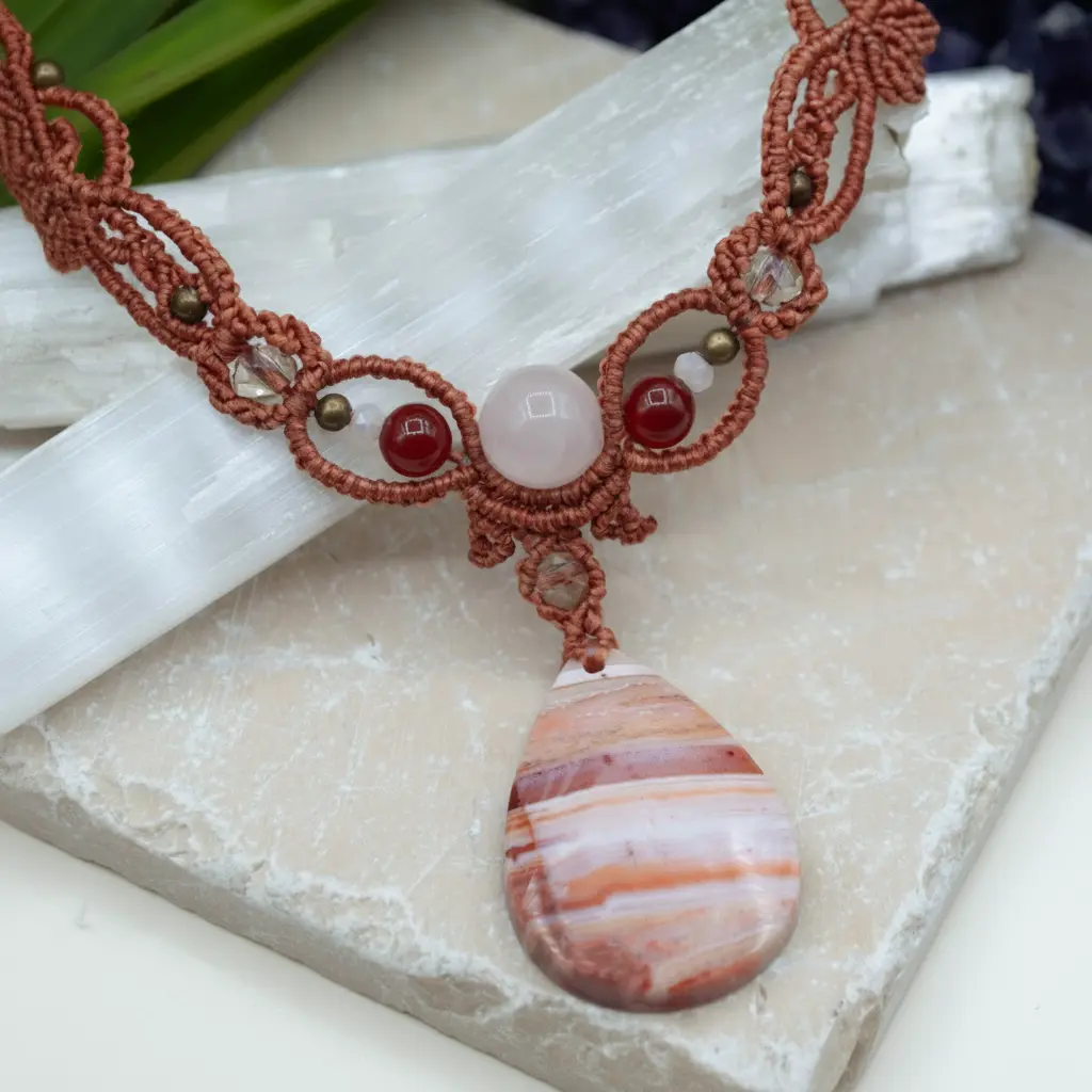 Macrame Drop Necklace – Botswana Agate