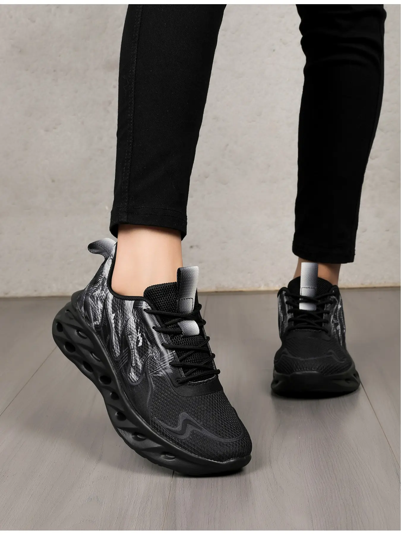 Women's Gradient Athletic Sneakers, Lightweight Breathable Hollow Out Sports Shoes