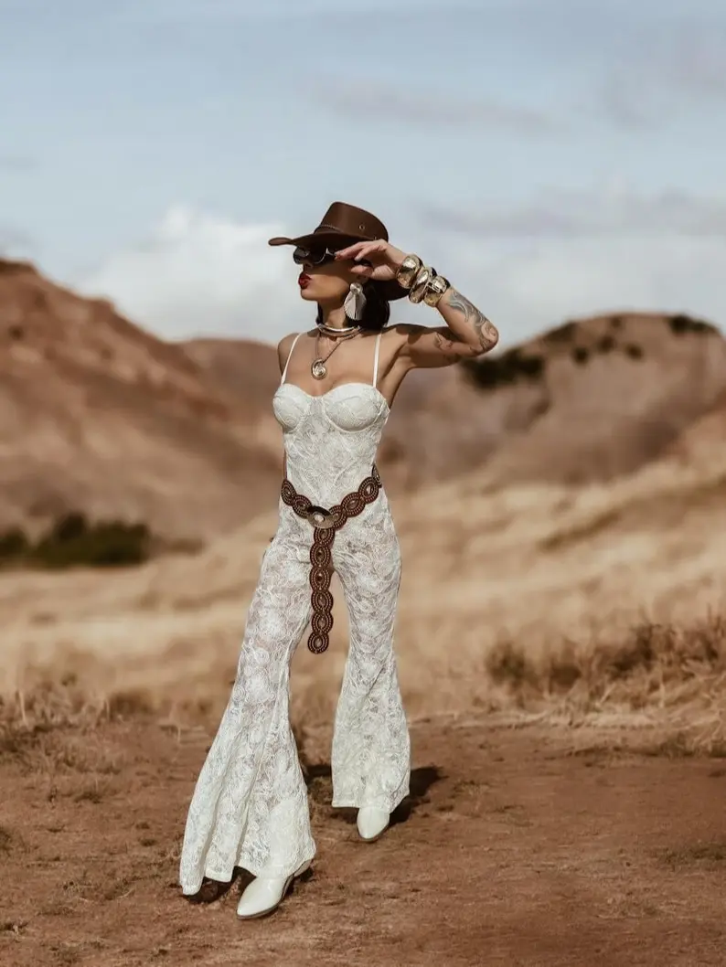 Lace Crochet Bell Bottom Jumpsuit Western Bridal Flare Jumpsuit Country Girl Cowgirl Outfit Barn Wedding Party Bridal Festival Pants Overalls Rompers