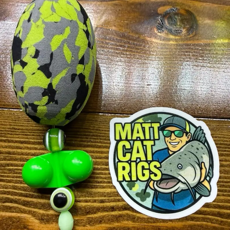 Matt Cat Rig Green Camo EVA Foam Egg Float with Mid-Atlantic Catfish 10/0 Striker Circle Hook
