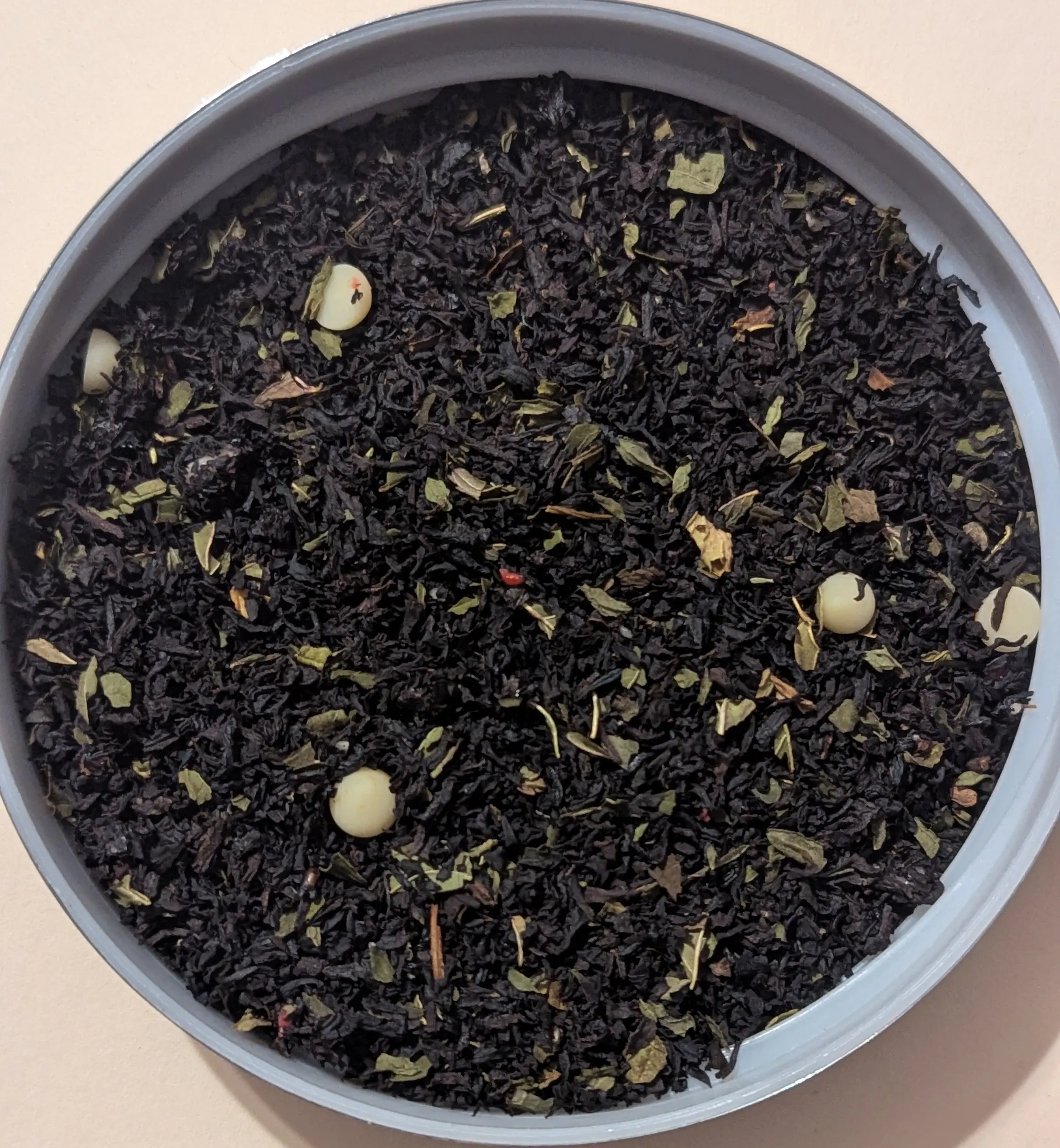 White Chocolate Peppermint Black Tea (6 serving packet)
