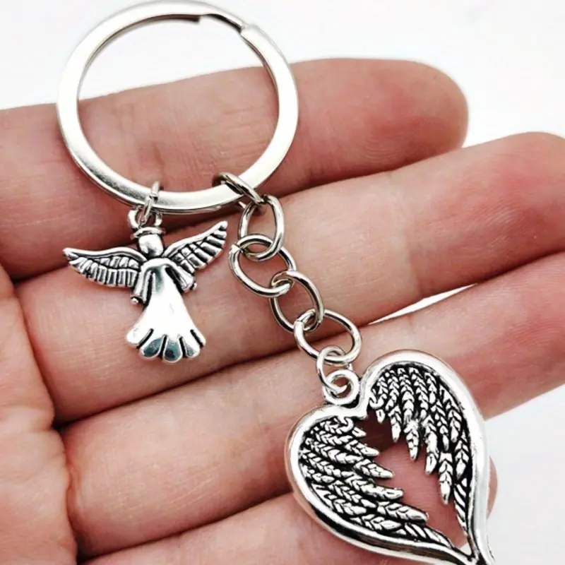 Guardian Angel Wings Design Keychain, Heart Shaped Alloy Key Chain Ring, Purse Bag Backpack Key Charms Jewelry Gift for Women & Men, Keychain for Bags, Keychain Accessories, Fashionable Alloy Keychain