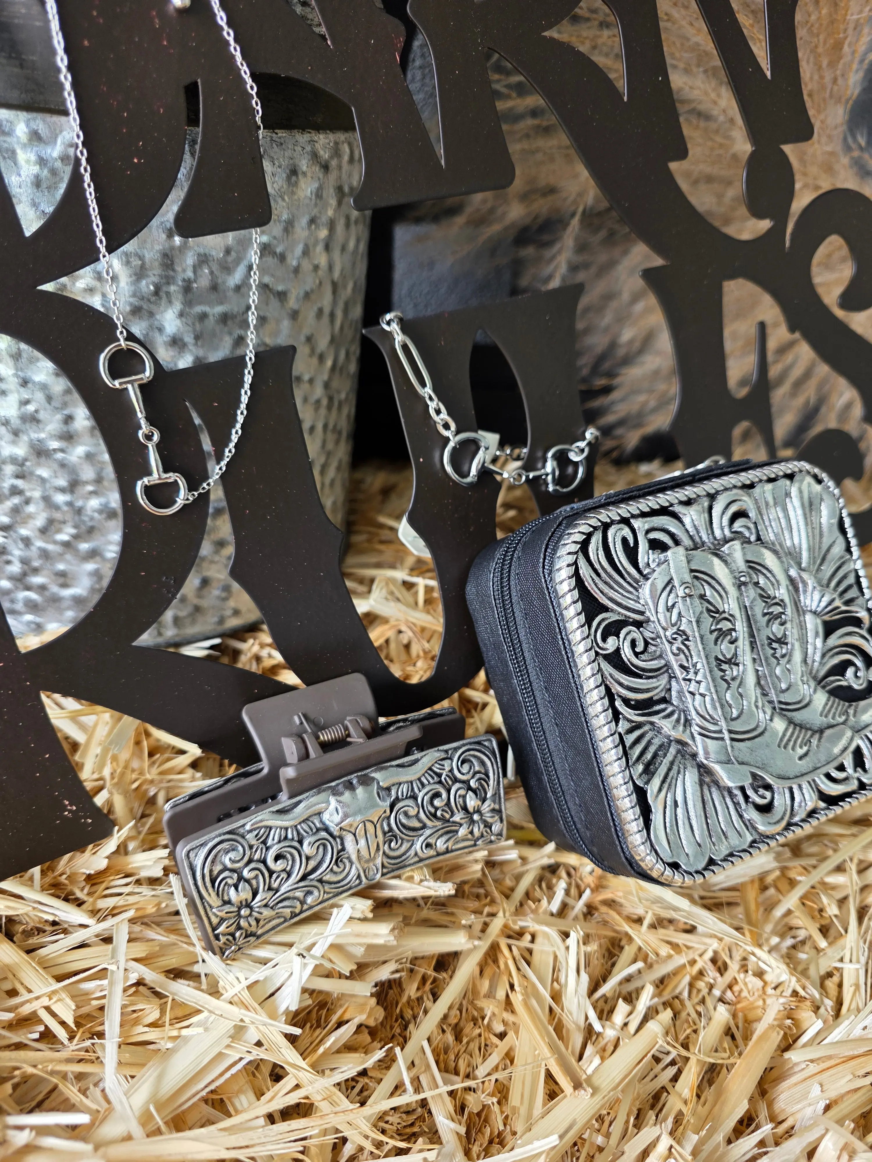 Treasure box lives - TikTok Shop