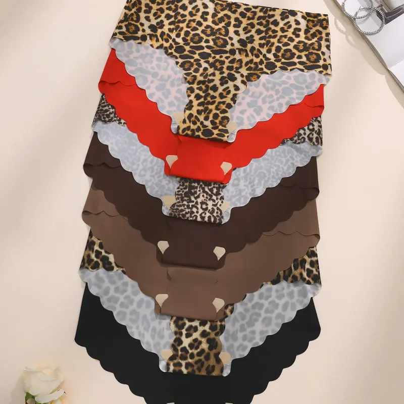 【Plus Size】 Leopard Print High Stretch Panties, Soft Comfy Breathable Seamless High Stretch Knicker for Daily Wear, Women's Underwear for All Seasons, Fashion Breathable Underwear, Seamless Knitting Knicker