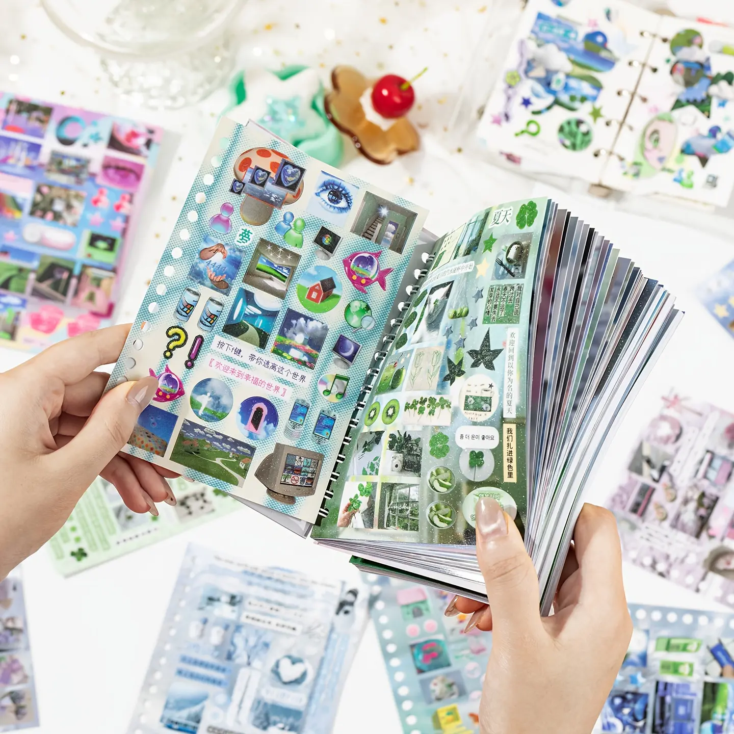 Dreaming of Retro style Sticker Book - die-cut sticker for journaling, diy decoration & scrapbooking Dreaming of Retro style Sticker Book - die-cut sticker for journaling, diy decoration & scrapbooking