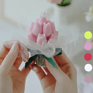 Cute Aesthetic Tulip Bouquet Soy Candle, Romantic Floral Room Decor, Ideal for Bedroom, Desk, Desktop, Perfect Gift for Her/friends