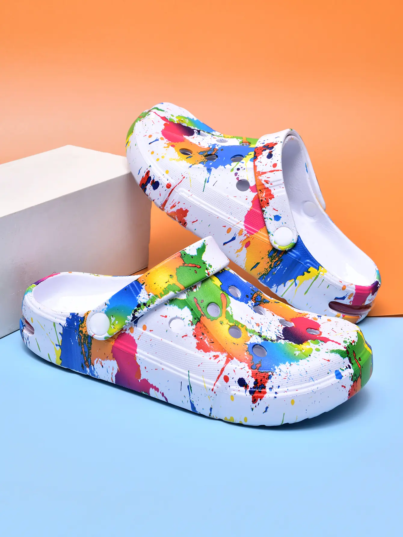 Women's Graffiti Paint Splatter Clogs, Breathable Waterproof Non-Slip Slip On Shoes, Trendy Summer Footwear for Beach, Shower & Daily Wear