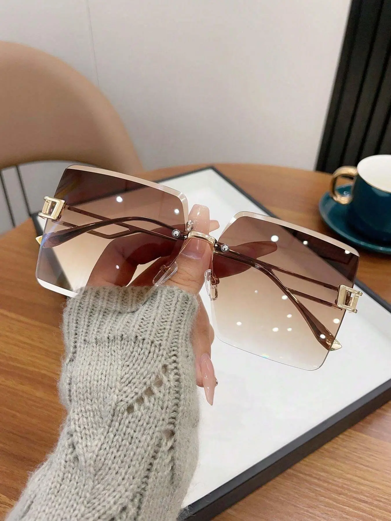 1pc Irregular Polygon Gradient Glasses, Frameless Square Sunglasses, Fashion Streetwear Decorative Lenses, Daily Wear, Outdoor, Parties, Stage Shows, Fashion Eyewear