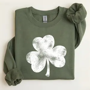 Vintage Shamrock St. Patrick’s Day Sweatshirt, Retro Irish Clover Graphic Crewneck, Festive Green Holiday Pullover, Casual Streetwear Apparel