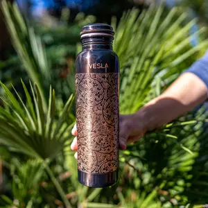 Vesla 100% Copper Water Bottle: Black Clover Etch