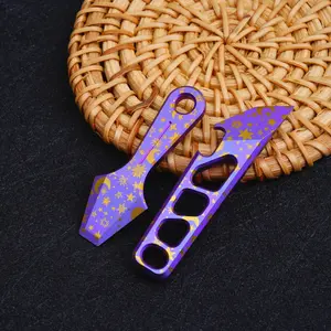 Mini Pry Bar Hanging Decoration, Bottle Opener and Box Opener, Kitchen Utensils, Outdoor Tool, Compact and Portable, Ideal for Travel and Daily Use