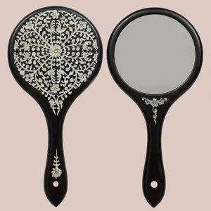 Lueur | Artisanal Najeon Chilgi Mother-of-Pearl Hand Mirror