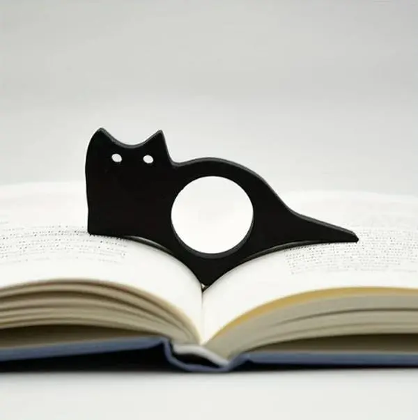 2pc Cat Thumb Book Page Holder Bookmarks 2pc Cat Thumb Book Page Holder Bookmarks