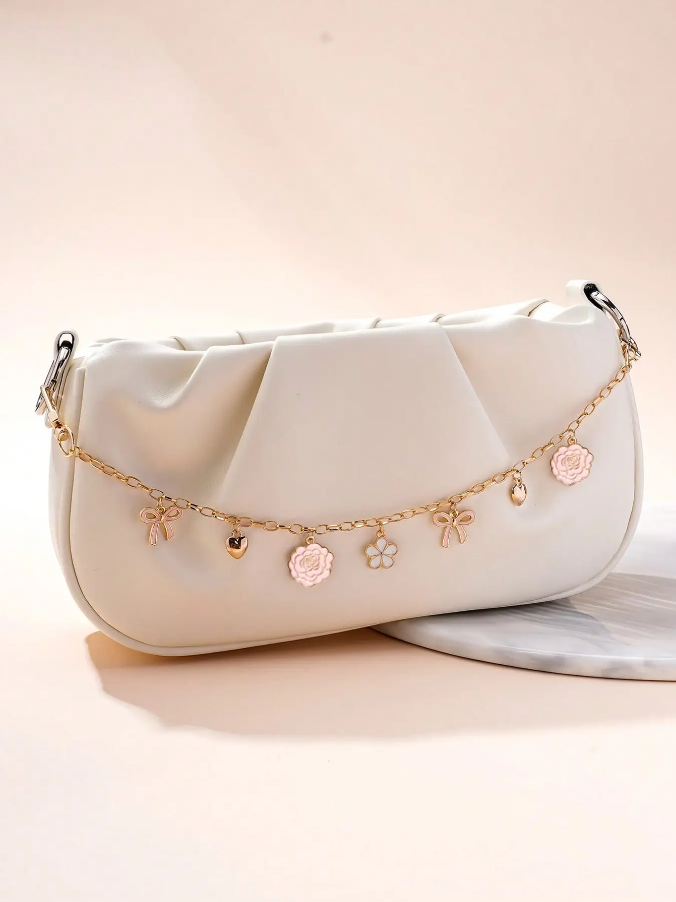 Rose Bow Flower Bag Chain Extenders, Purse Accessories, Cute Bag Charms, Gold Curb Chain Charms with Enamel Charms, Sparkly Bag Charm, Sweet Coquette Bag Decoration Keychain, Romantic Bag Pendant for Tote & Handbag, Ideal for Girls