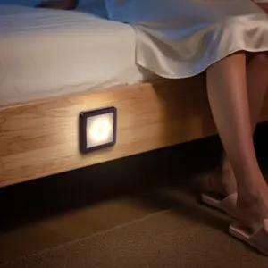 6-LED Motion Sensor Lights Indoor, Battery Operated, Cordless LED Step Night Light, for Under Cabinet, Hallway, Stairway, Closet, Kitchen