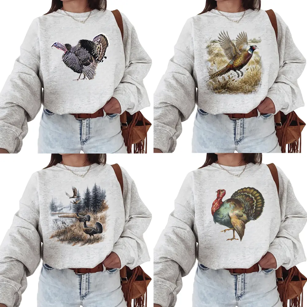 Women's Turkey Retro Animal Lover Hunting Hoodie - Vintage Fall Fitted Casual Cotton Garment with Retro Vibe - Unisex-Inspired Sweatshirt
