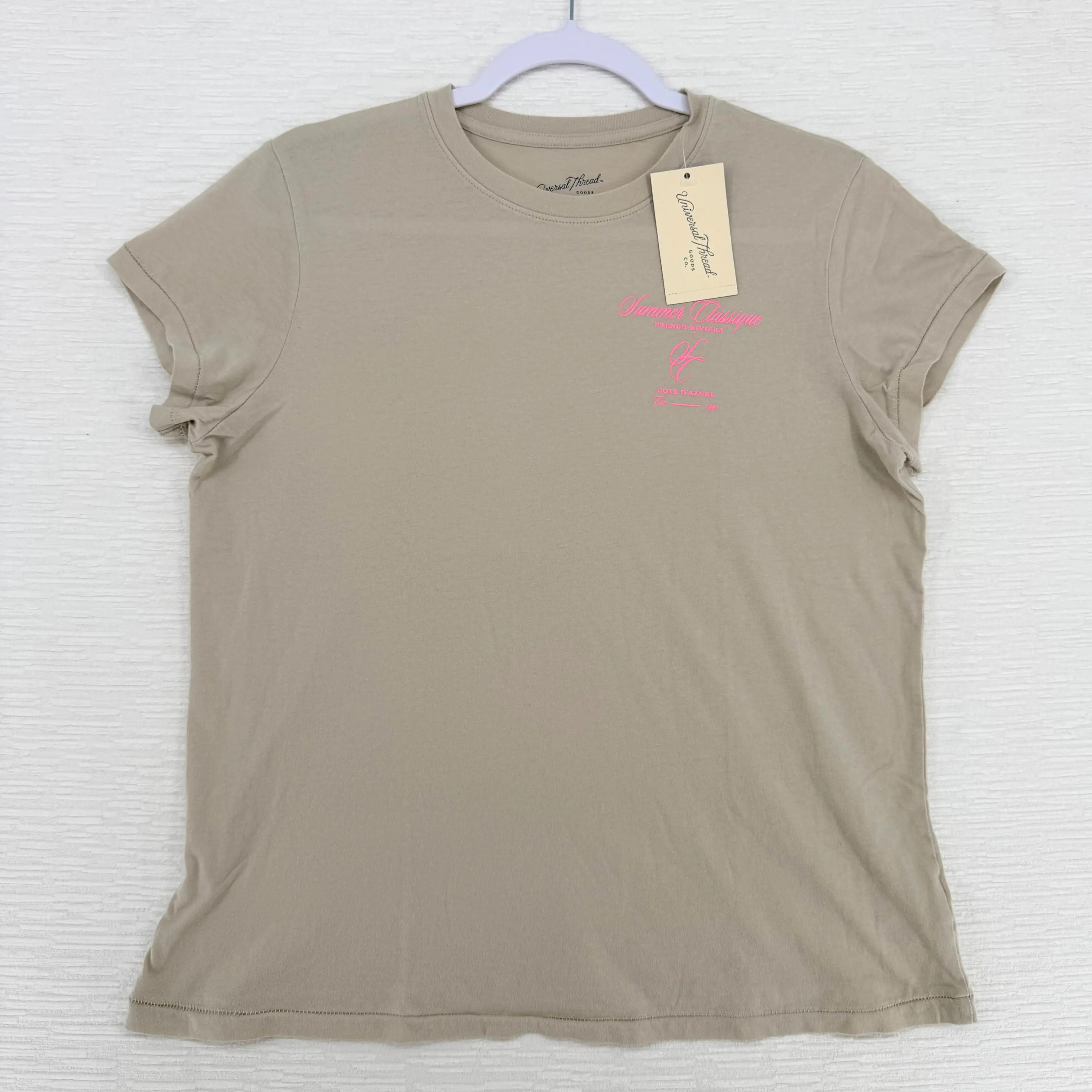 Universal Thread - Summer T-shirt for Women - 1 Pc