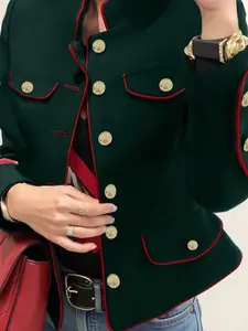 A short women's jacket with multiple gold embossed buttons on the edge of a military green red envelope, suitable for autumn and winter, suitable for outdoors, party wear