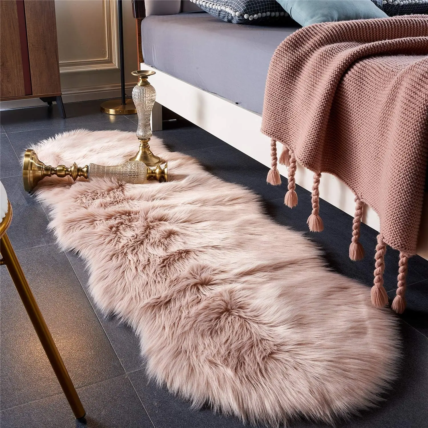 Ultra Soft Fluffy Shaggy Area Rug Faux  Rug Chair Cover Seat Pad Fuzzy Area Rug for Bedroom Floor Sofa Living Room (2 x 6 ft Sheepskin, Pink)