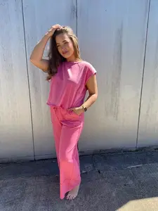 Cropped Tank Top  - Strawberry