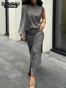 DOUCIU Spring And Autumn Intellectual Elegant Chic Simple Casual Street Photography Look Women'S Fitted Thin Solid Color Half-Sleeved Top And Skirt Two-Piece Set, Summer