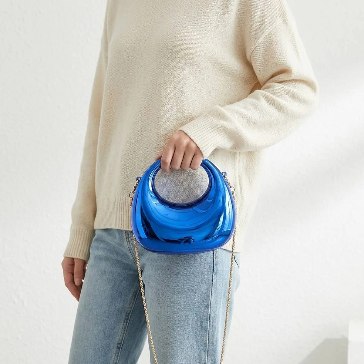 Acrylic Crescent Crossbody Bag for Women, Elegant Top-Handle Clutch with Adjustable Chain Strap for Party & Wedding, Crescent Bag, Crossbody Strap, Chic Look, Magnetic Snap, Mini Messenger, Adjustable Strap