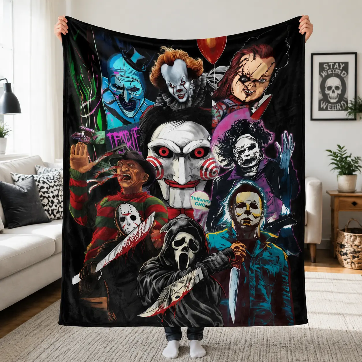 Horror Movie Style Throw Blanket, Scary Halloween Blanket with Killer Character Design, Cozy Fleece Blanket for Bedroom Couch Decor