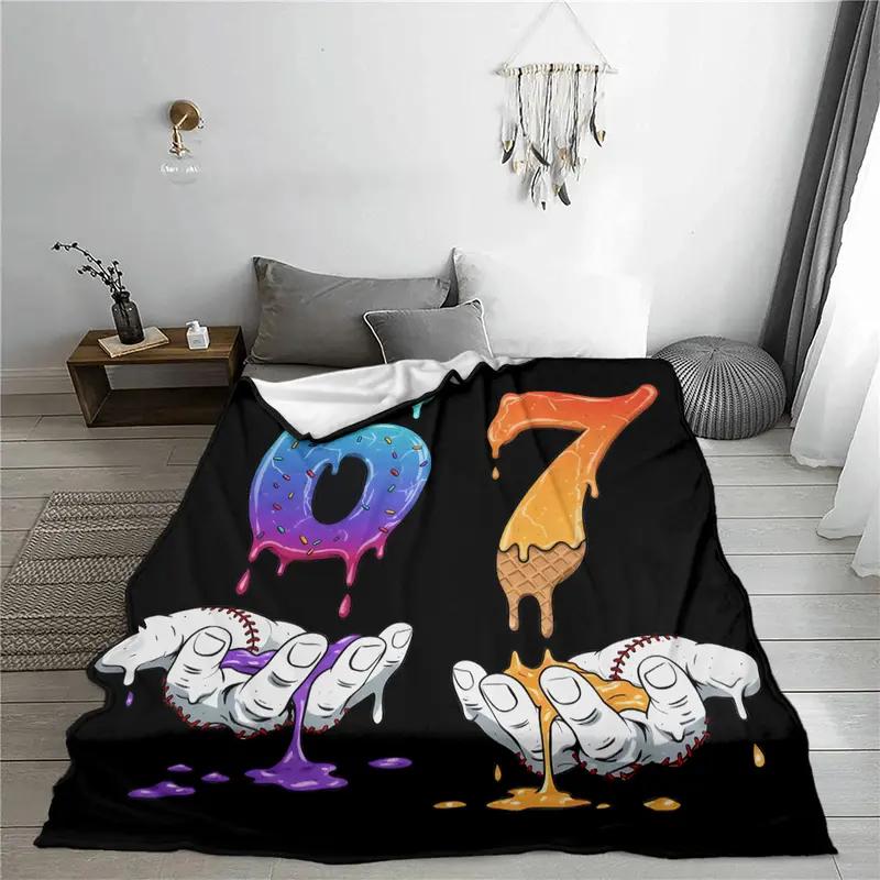 Soft Flannel Digital Print Throw Blanket, Warm and Multifunctional for Sofa, Office, Bed, Camping, Travel, All Seasons Gift
