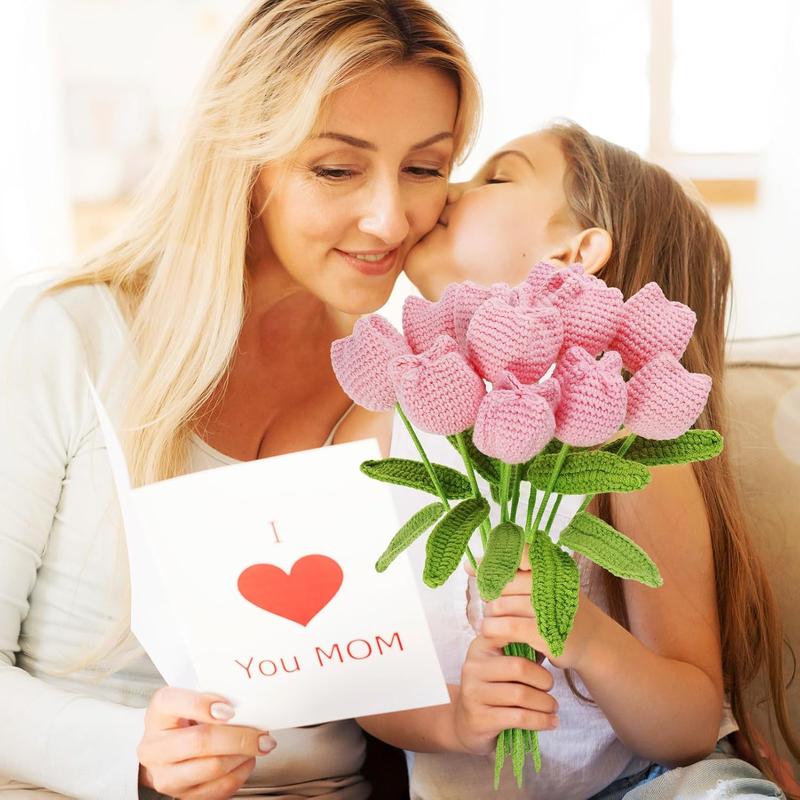 12 count Crochet Rose Handmade Knitted   Sunflower Daisy Heart Artificial Knitted Floral Mother Day Graduation Home Decor(Cute Pink )