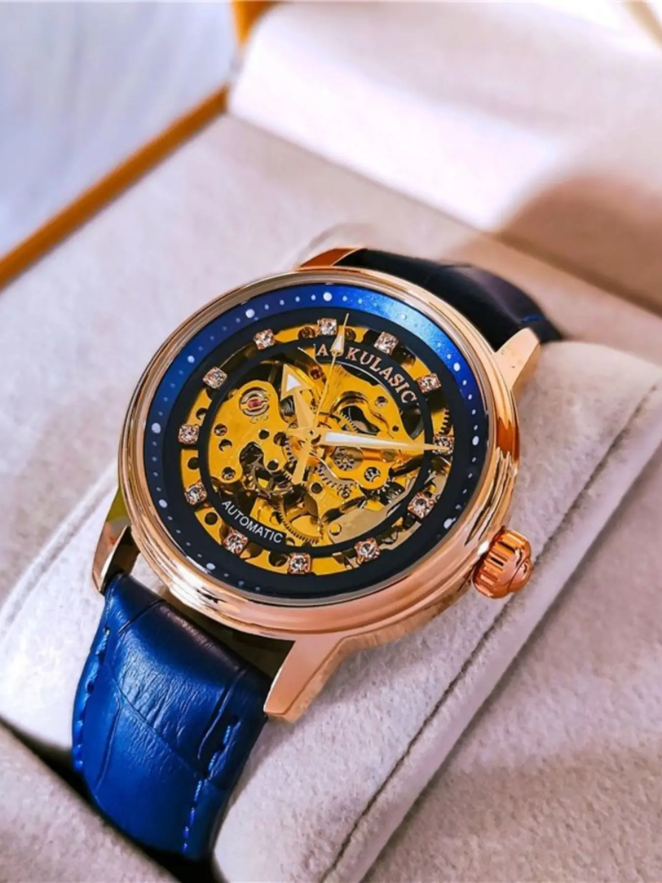 Luxury Women's Automatic Mechanical Watch, Hollow Butterfly Diamond-Embedded Waterproof Night Glow, Elegant Daily Wear, Perfect Gift
